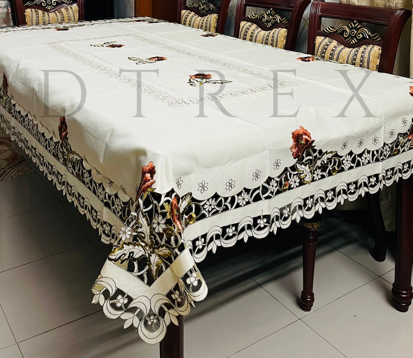 European Light Luxury Hollow Embroidered Tablecloth