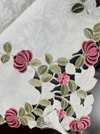 Luxurious Floral Embroidered Table Runner Set