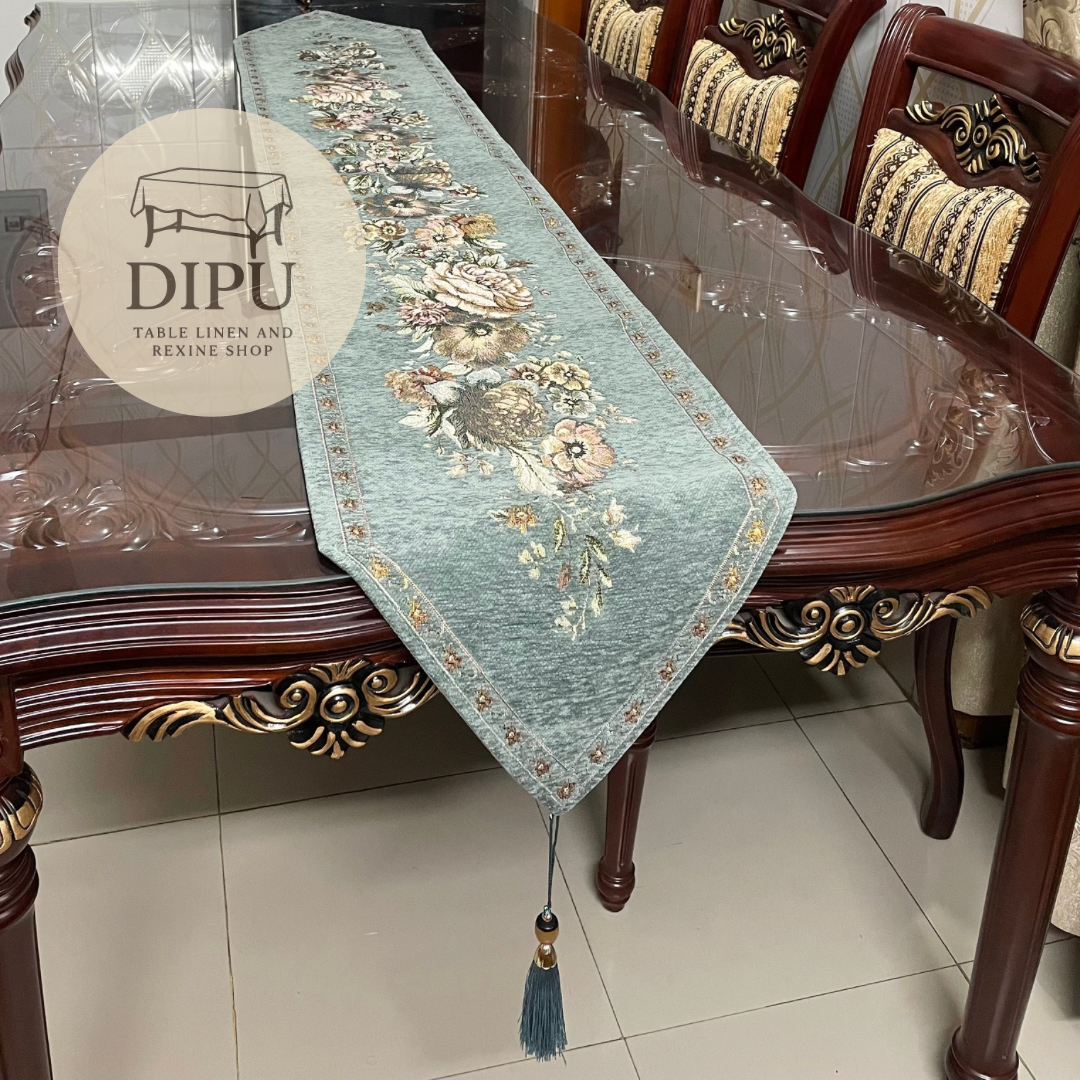 Exclusive Single Table Runner